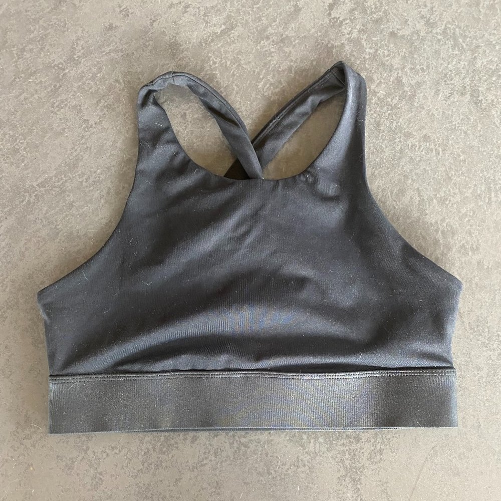 NWOT Fabletics Women's Sports Bra